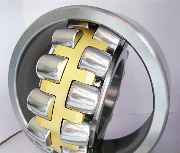 Three-aligning roller bearings