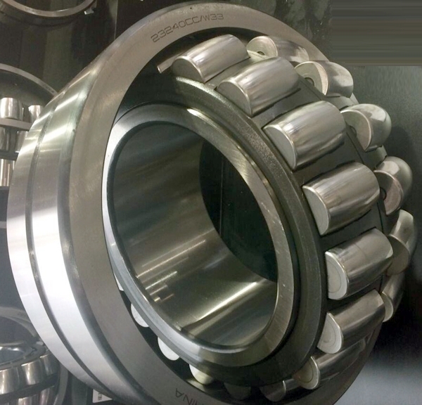 Three-aligning roller bearings