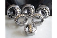 Three-aligning roller bearings